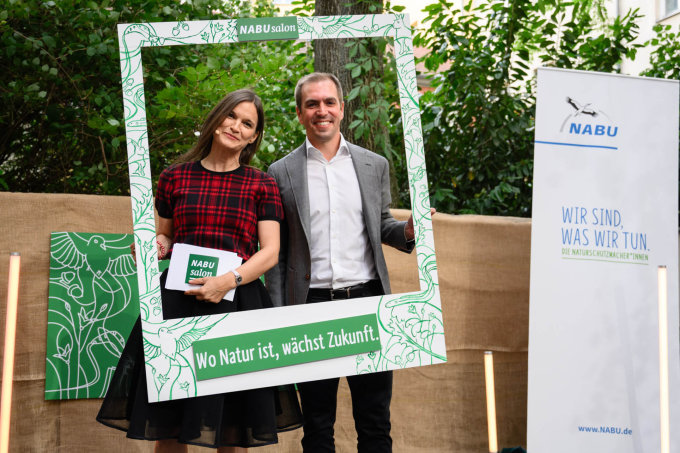 Philipp Lahm und Nadine Kreutzer auf dem NABUsalon 2025