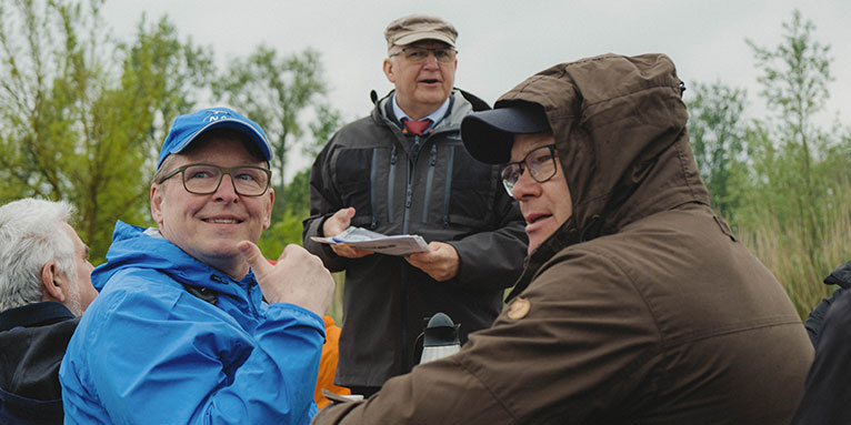 NABU-Präsident Jörg-Andreas Krüger, Leiter des NABU-Instituts für Fluss- und Auenökologie Rocco Buchta und Bundesminister Carsten Schneider (v.l.n.r.) - Foto: Alexander Paul Brandes