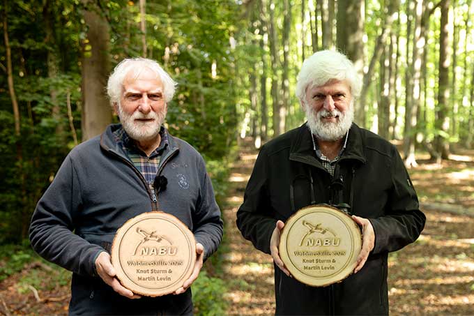 Die Gewinner der NABU-Waldmedaille Martin Levin und Knut Sturm - Foto: Nadja Bülow